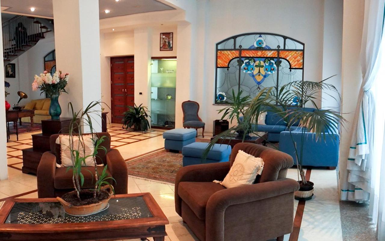 Hotel Antares Arona Exterior photo